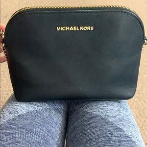 Crossbody purse